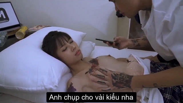 Bắt cóc em teen rồi đụ bao phê